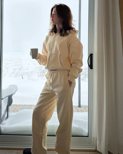 The butter yellow Everyday jogger set